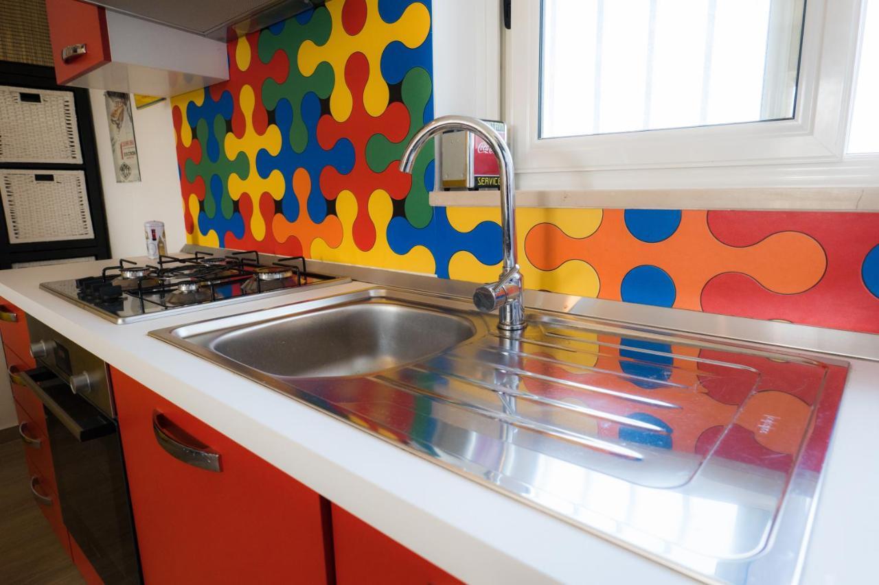 Hollywood Apartment Near Station With Parking Bari Luaran gambar